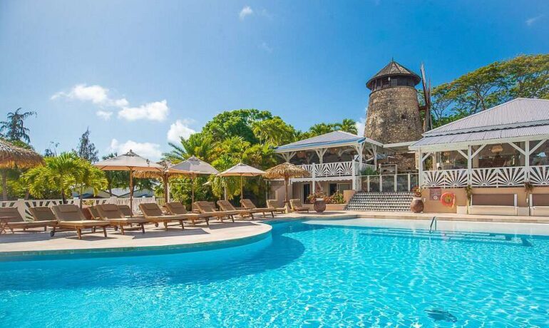 Évasion Tropicale : Top 10 des Hôtels en Guadeloupe